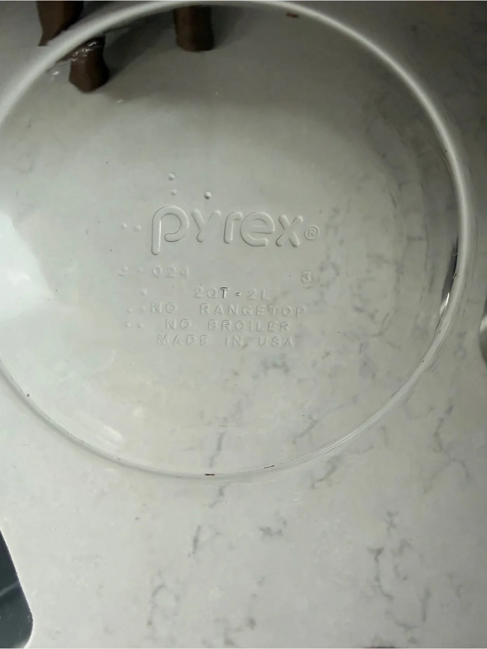 Pyrex Clear Round Glass Casserole Dish 024-read